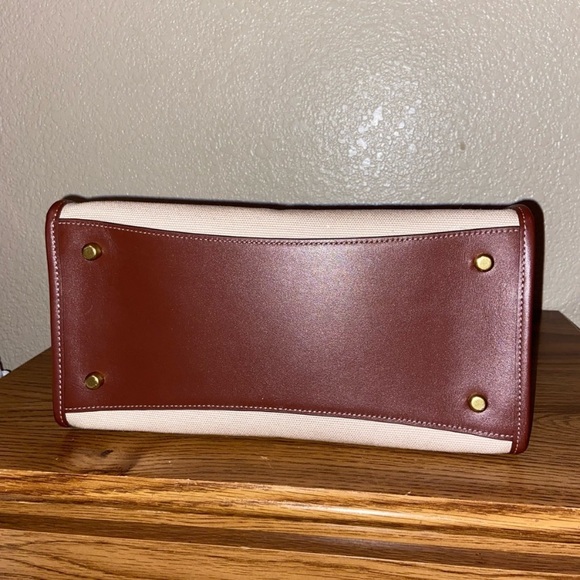 Coach Field Tote 30 With Coach Badge - Picture 8 of 9